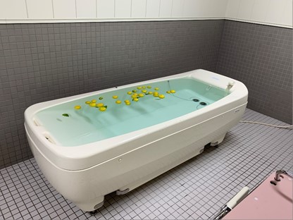 冬至ではないですが ゆず風呂を行いました 株式会社東日本福祉経営サービス 新潟 東京 埼玉 千葉県内で有料老人ホーム デイサービス グループホーム等を運営