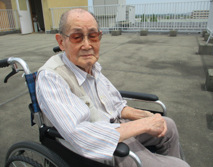 「気持ちいい! 日向ぼっこ(^^♪」